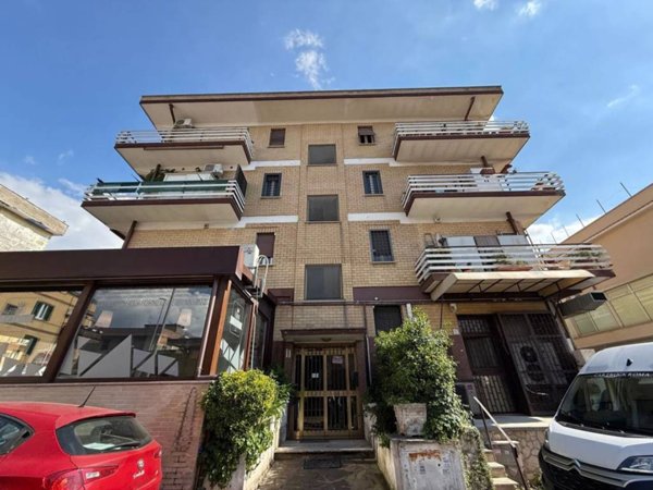 appartamento in vendita a Roma in zona Tor Vergata/Torrenova