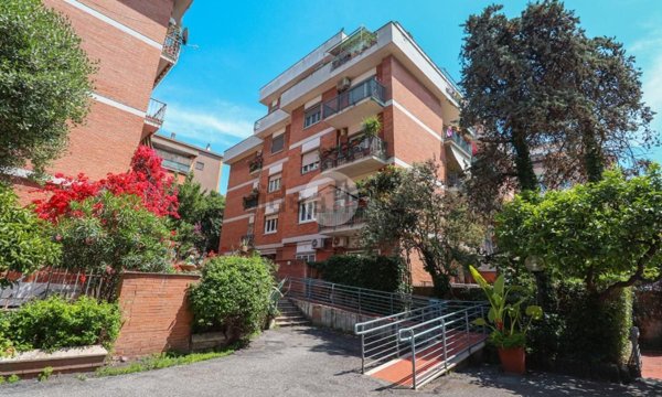 appartamento in vendita a Roma in zona Gianicolense