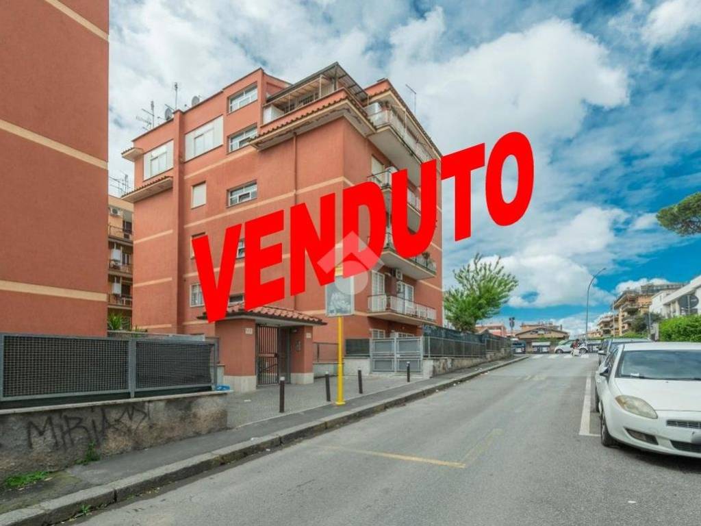 appartamento in vendita a Roma in zona Torrevecchia
