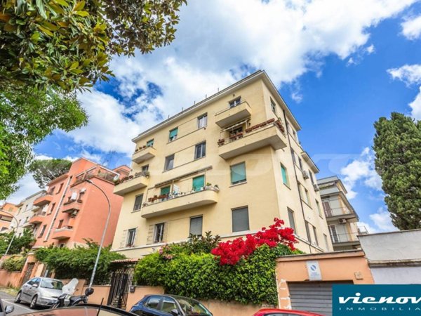 appartamento in vendita a Roma in zona Gianicolense