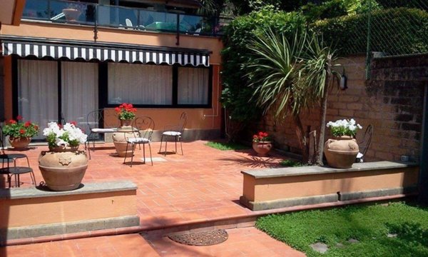 casa indipendente in vendita a Roma in zona Prima Porta