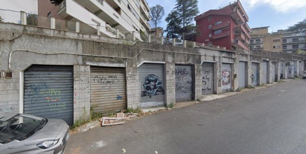 negozio in vendita a Roma in zona Gianicolense