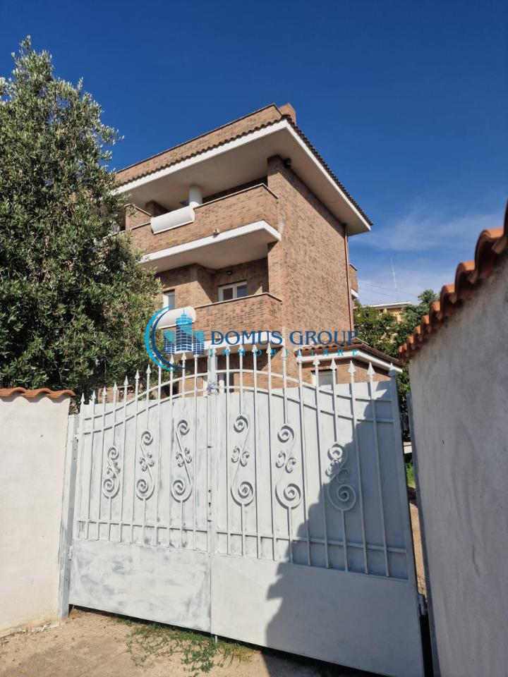 casa indipendente in vendita a Roma in zona Dragona/Bagnoletto