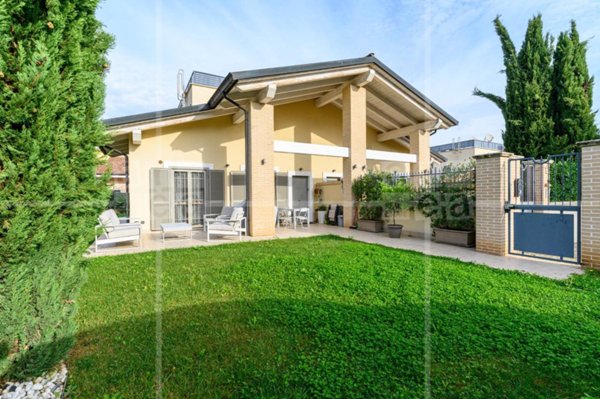 casa indipendente in vendita a Roma in zona Gianicolense