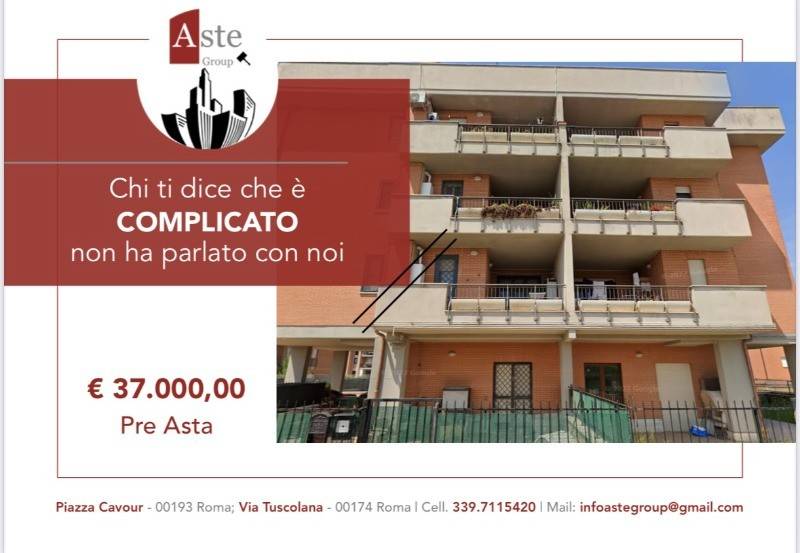ufficio in vendita a Roma in zona Ponte di Nona