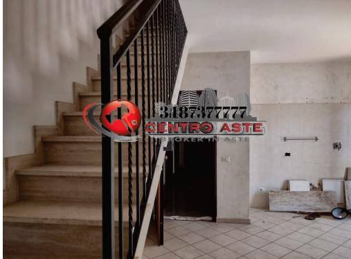 appartamento in vendita a Roma in zona Lunghezza