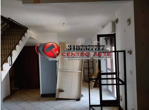 appartamento in vendita a Roma in zona Lunghezza