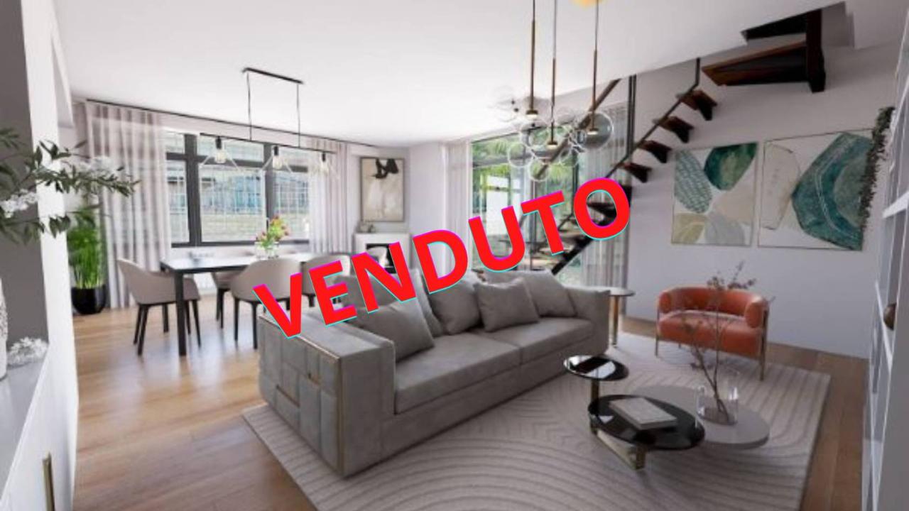 casa indipendente in vendita a Roma in zona Tomba di Nerone
