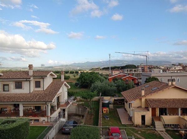 appartamento in vendita a Roma in zona Ponte Mammolo