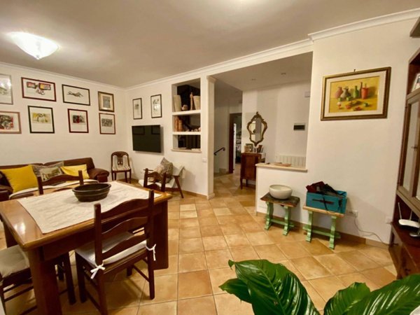 casa indipendente in vendita a Roma in zona Casal Monastero