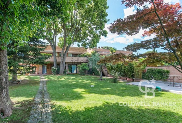 casa indipendente in vendita a Roma in zona Olgiata