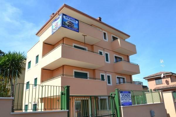 appartamento in vendita a Roma in zona Casal Morena