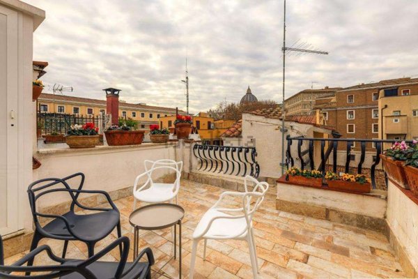 appartamento in vendita a Roma in zona Rione Borgo