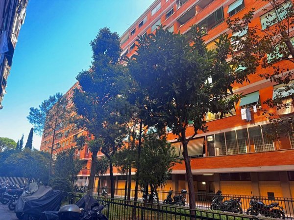 appartamento in vendita a Roma in zona Portuense