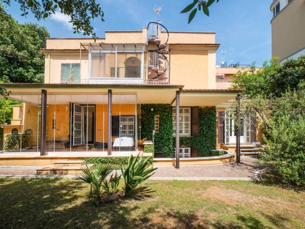 casa indipendente in vendita a Roma in zona Gianicolense