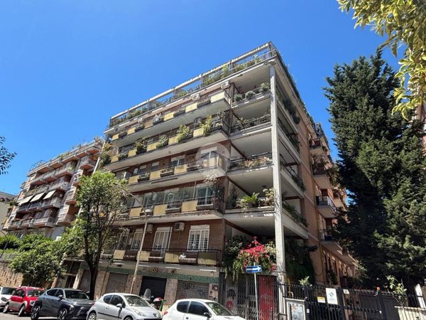 appartamento in vendita a Roma in zona Gianicolense
