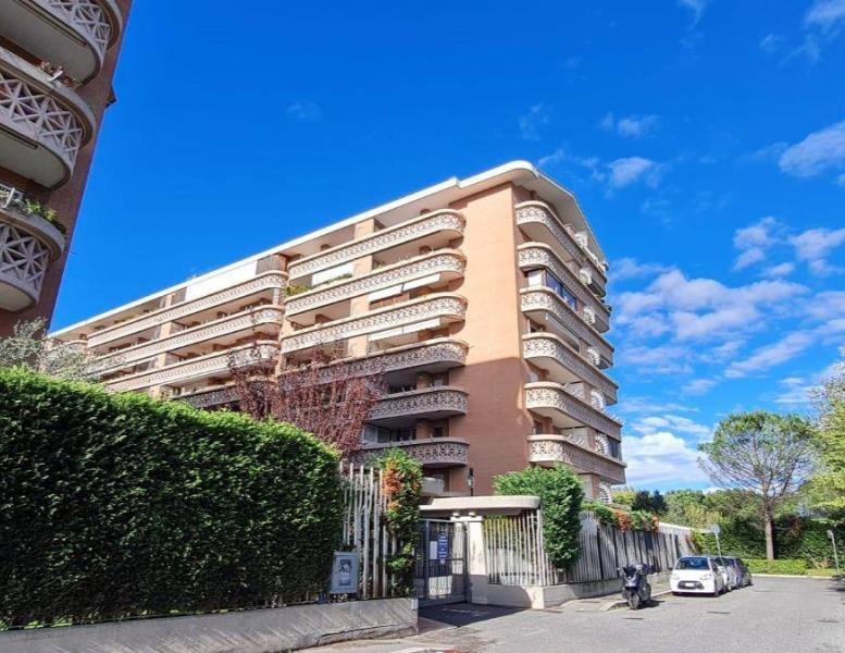 appartamento in vendita a Roma in zona Giardini di Corcolle