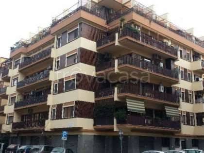 appartamento in vendita a Roma in zona Ostia