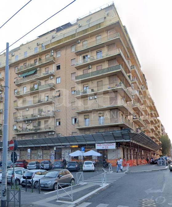 appartamento in vendita a Roma in zona Monte Sacro/Talenti