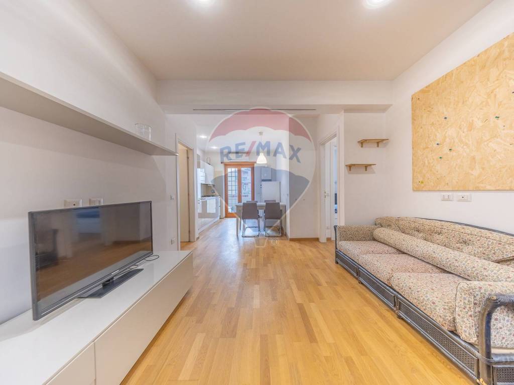 appartamento in vendita a Roma in zona Appio Latino