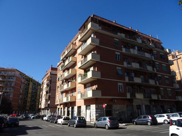 appartamento in vendita a Roma in zona Prenestino-Centocelle