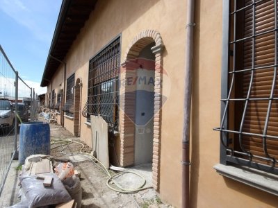casa indipendente in vendita a Roma in zona Tuscolano