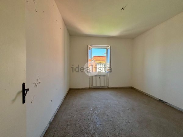 appartamento in vendita a Roma in zona Corviale