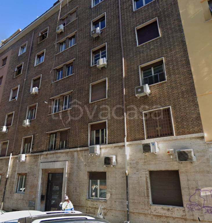 appartamento in vendita a Roma in zona Prenestino-Labicano