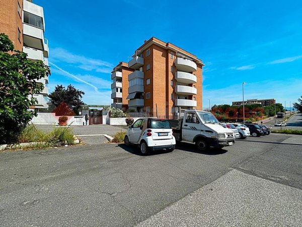 appartamento in vendita a Roma in zona Prenestino-Labicano