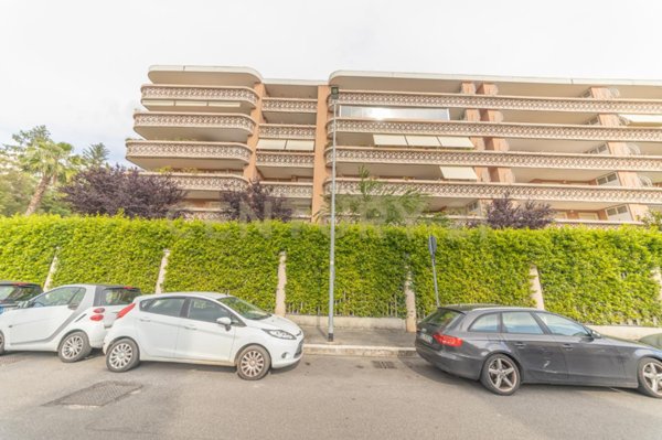 appartamento in vendita a Roma in zona Grottarossa