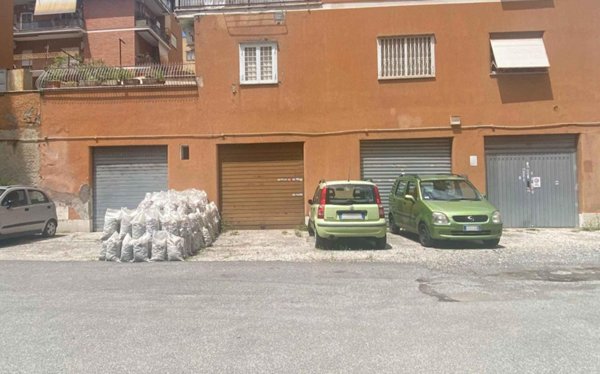 negozio in vendita a Roma in zona Trionfale