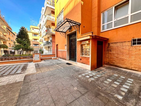 appartamento in vendita a Roma in zona Primavalle