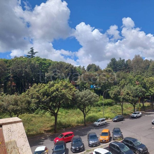 appartamento in vendita a Roma in zona Spinaceto