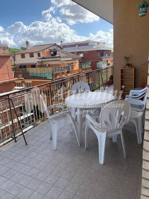appartamento in vendita a Roma in zona Primavalle
