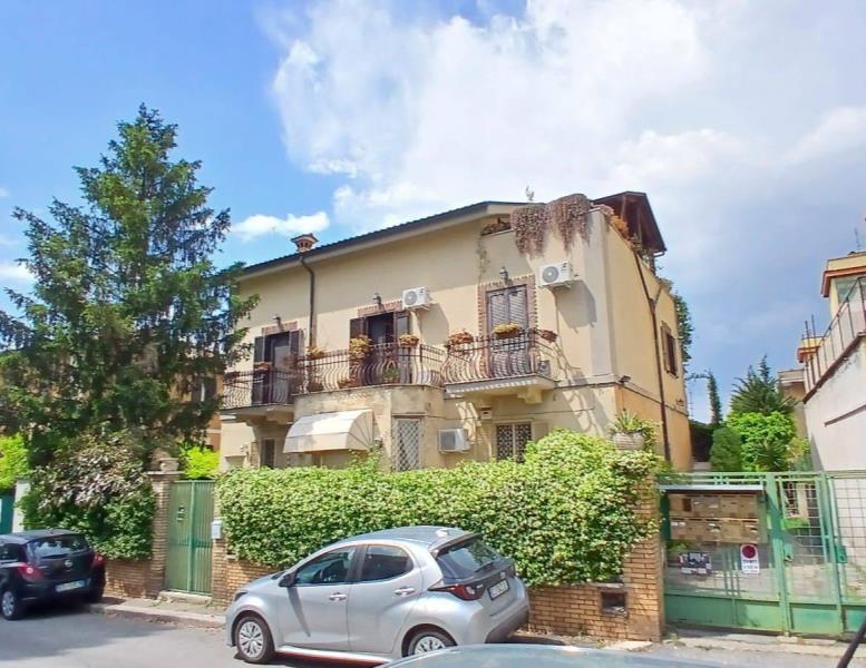 appartamento in vendita a Roma in zona Tor Sapienza