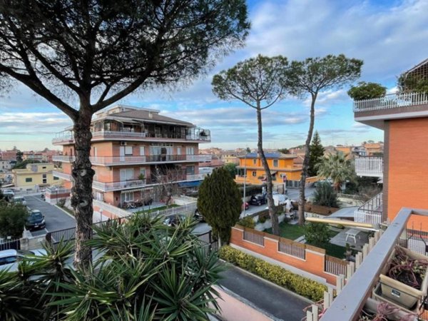 appartamento in vendita a Roma in zona Aurelio