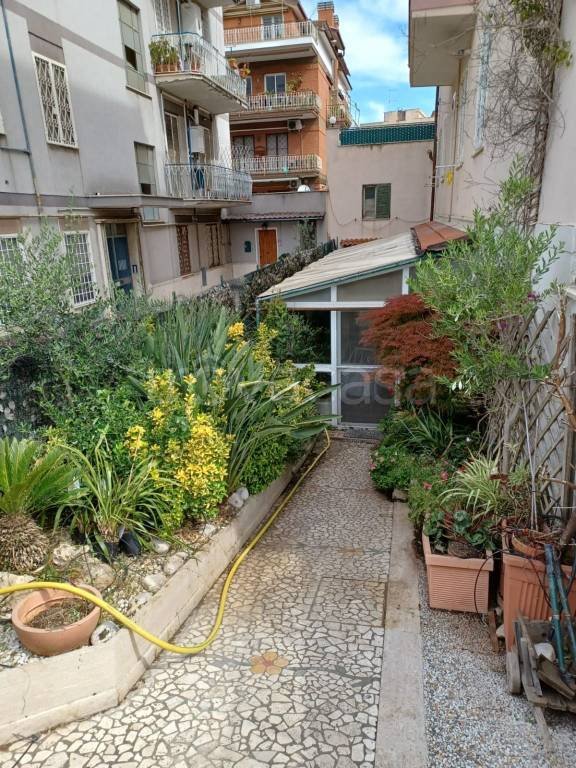 appartamento in vendita a Roma in zona Prenestino-Centocelle