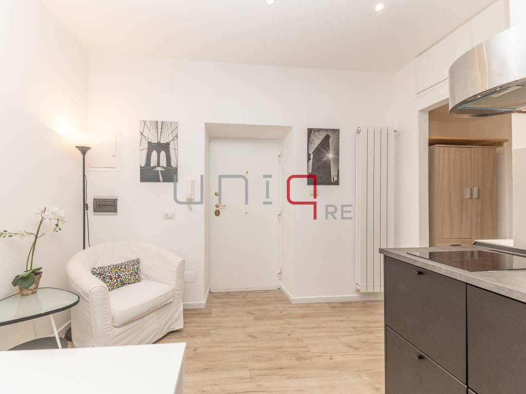 appartamento in vendita a Roma in zona Appio Latino