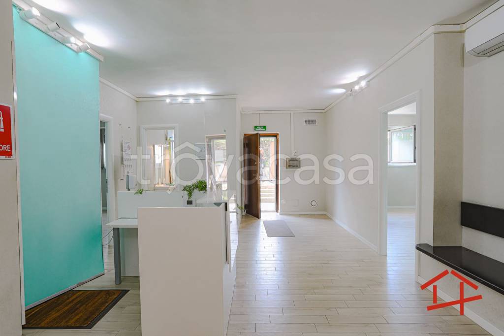 appartamento in vendita a Roma in zona Casal Morena