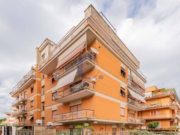 appartamento in vendita a Roma in zona Grottarossa