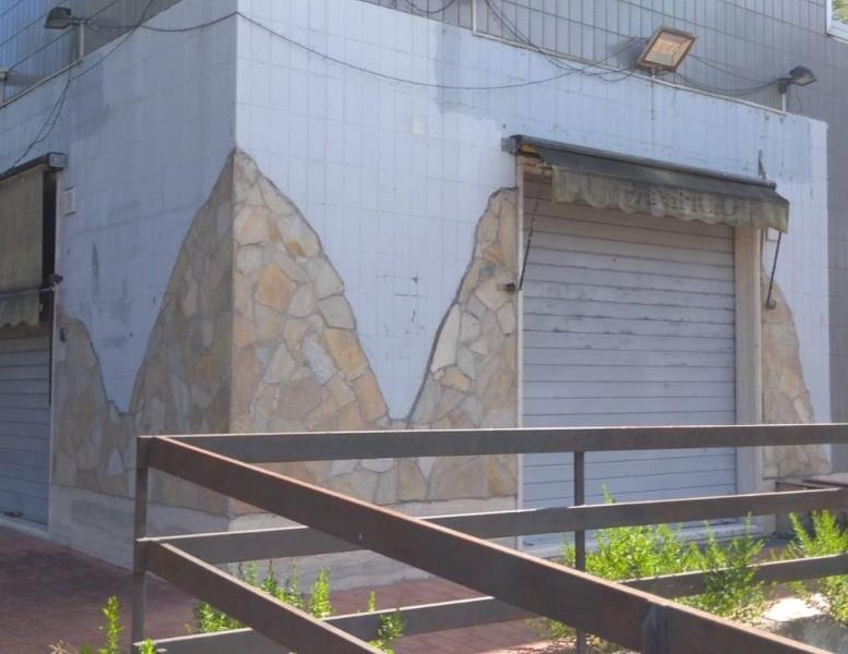 locale commerciale in vendita a Roma