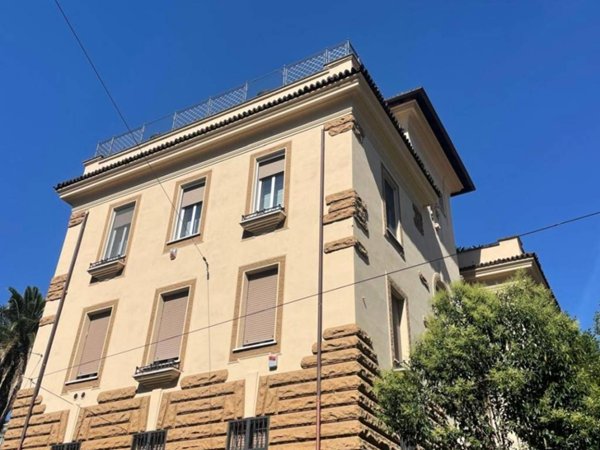 appartamento in vendita a Roma in zona Celio