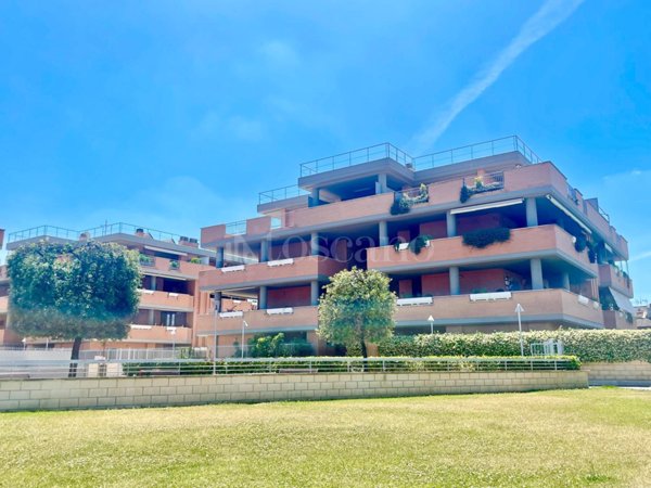 appartamento in vendita a Roma in zona Casal Morena