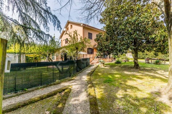 casa indipendente in vendita a Roma in zona Prima Porta