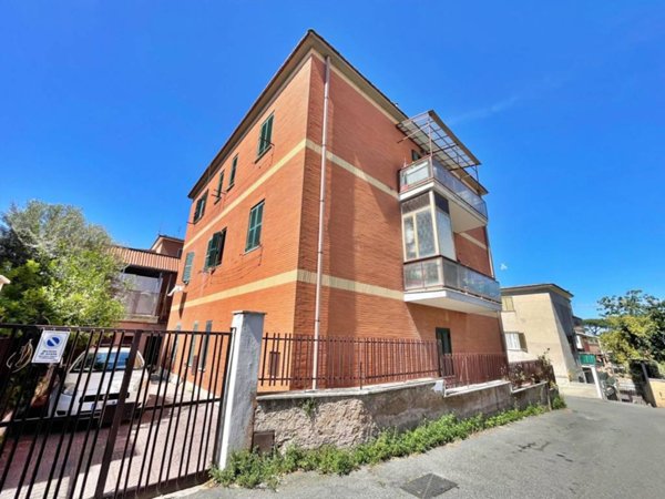 appartamento in vendita a Roma in zona La Pisana