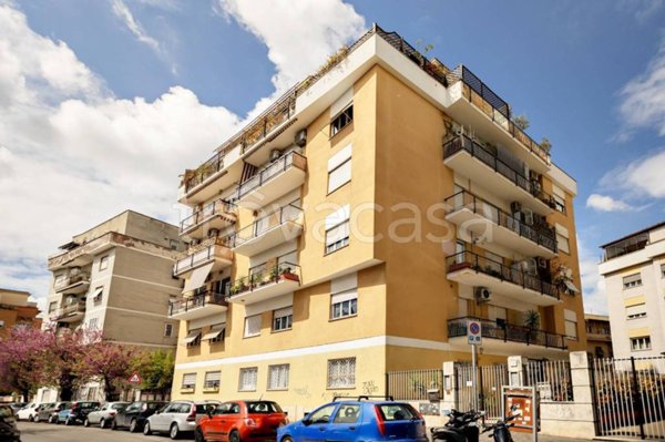 appartamento in vendita a Roma in zona Monte Sacro/Talenti