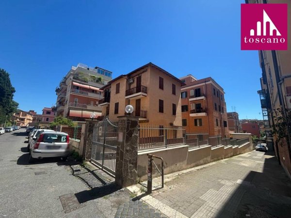 appartamento in vendita a Roma in zona Aurelio