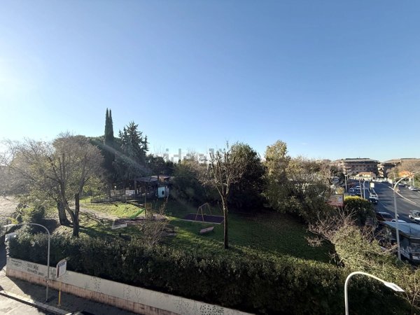 appartamento in vendita a Roma in zona Portuense