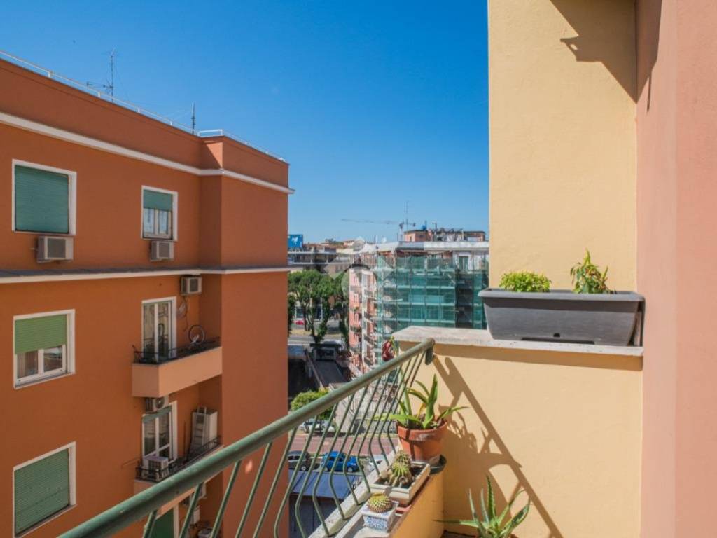 appartamento in vendita a Roma in zona Gianicolense