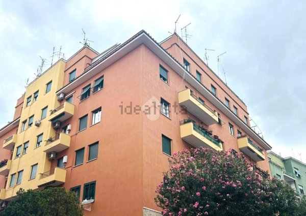 appartamento in vendita a Roma in zona Gianicolense